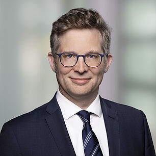 Dr. Jan Strobel